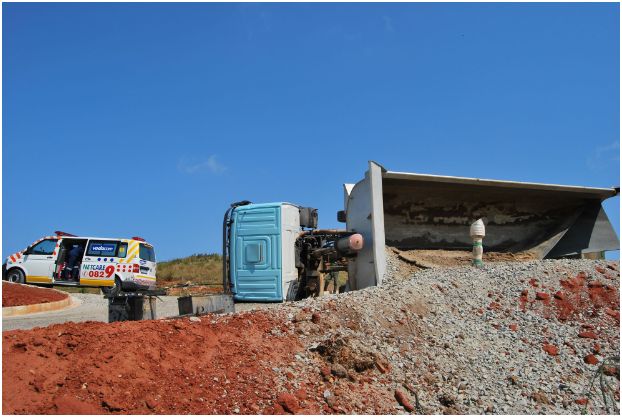 construction-truck-overturns