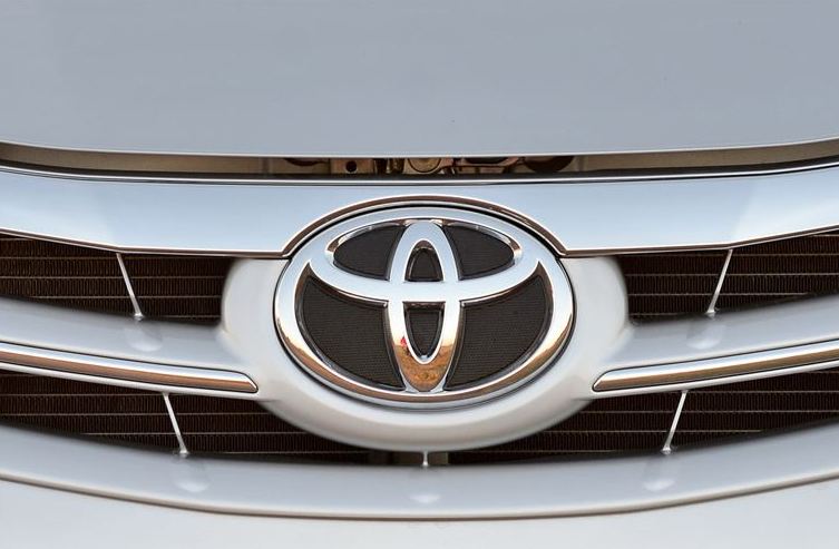 Toyota encourages engineering with vehicle sponsorship