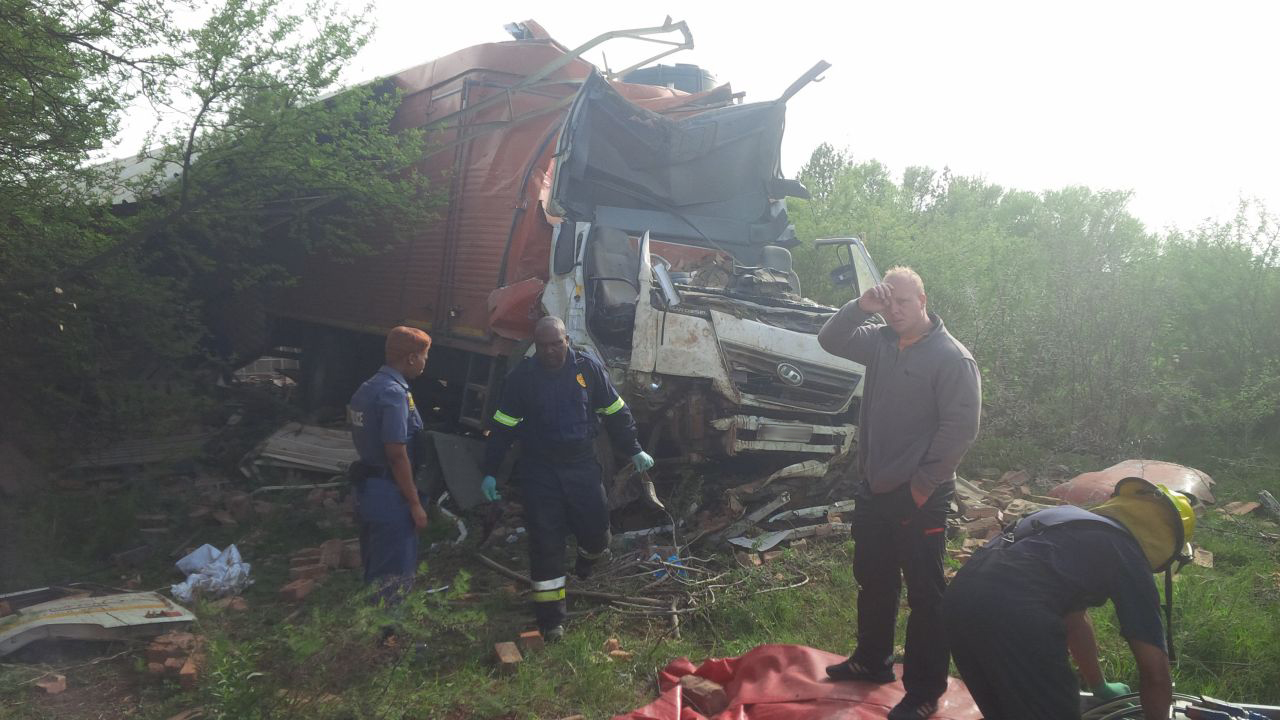 Farmer discovers trapped truck driver 2