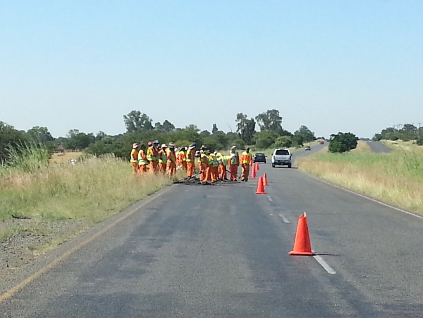 One seriously injured after crash into pole in Pretoria