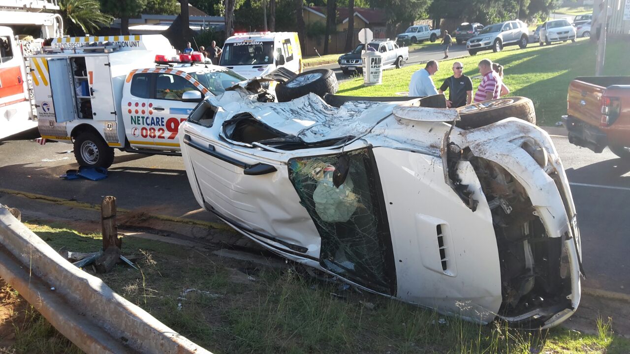 Roodepoort Helderkruin road crash leaves five people injured