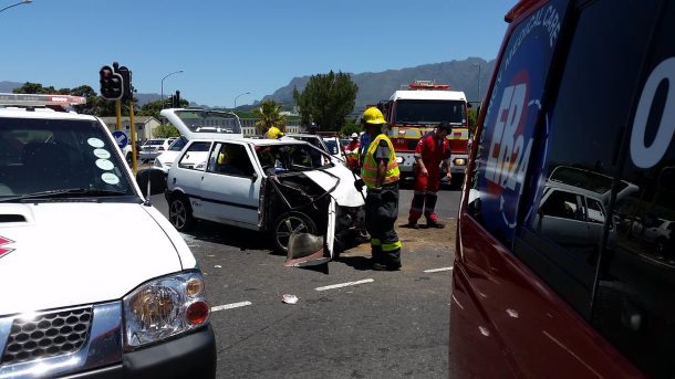 Three injured in Claremont collision