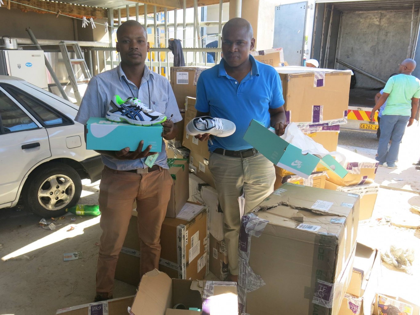 Hijacked truck recovered and stolen items recovered Khayelitsha