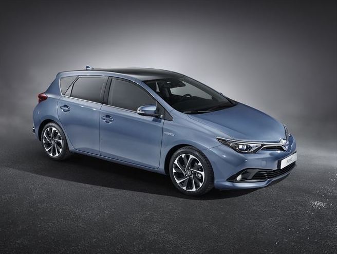 Toyota to debut audacious Auris at Geneva motor show