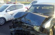 2 Injured in early morning crash on Bayhead Road and Rotterdam Road