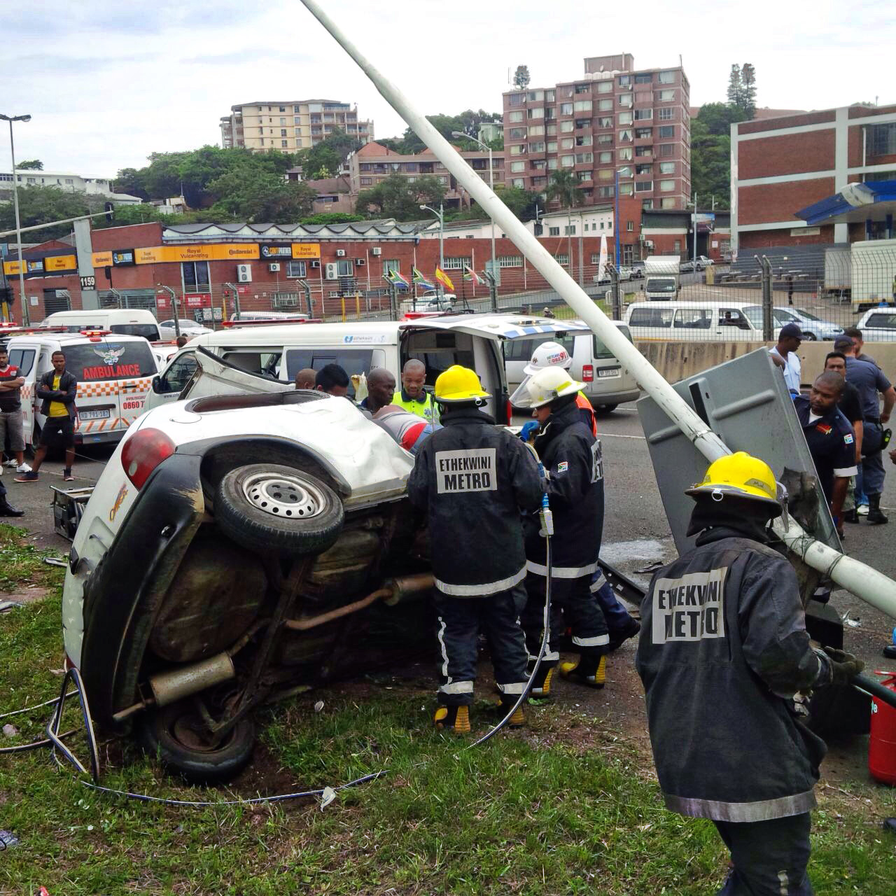 Four injured in collision at intersection at Umgeni Road