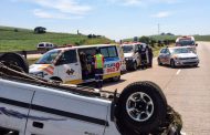 Five people were injured after a bakkie overturned on the N2