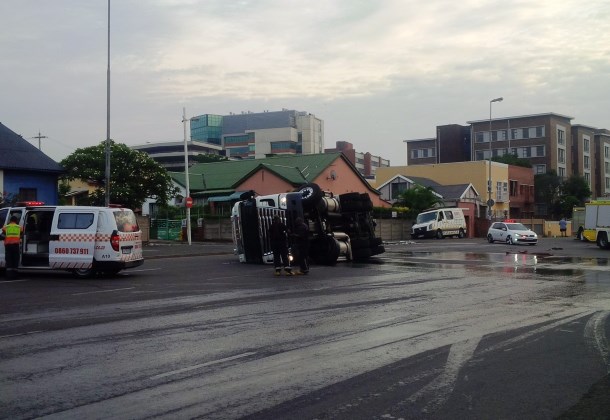 Truck rollover leaves 1 injured