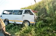 Gamalake taxi crash into embankment leaves 19 injured