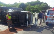 15 Hurt in taxi rollover in Durban