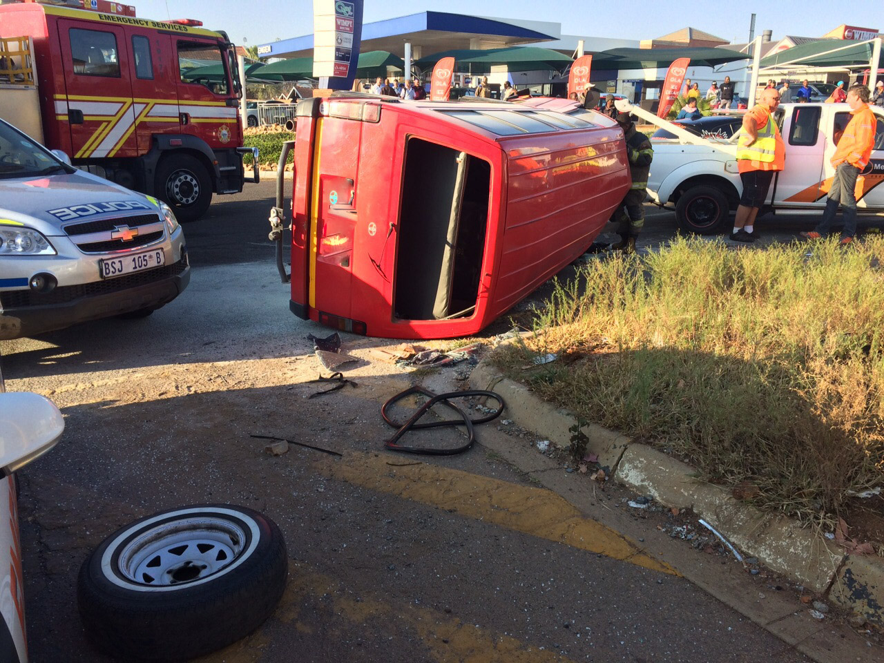 Centurion crash at intersection leaves sixteen people injured