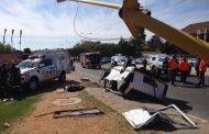 Bryanston William Nicol Drive crash leaves one dead and sixteen injured