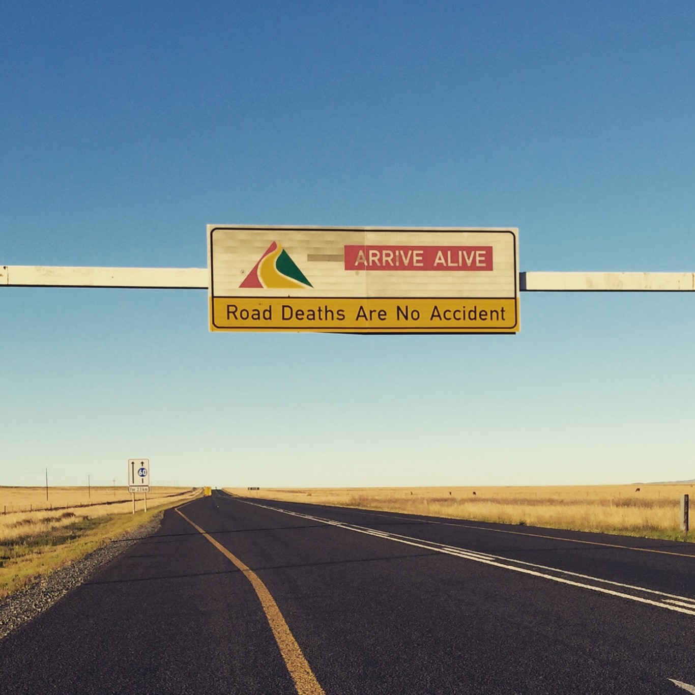 Taxi collision blocking the road on the R61 between Aberdeen and Beaufort West