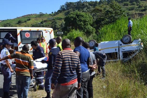 Minibus Overturns