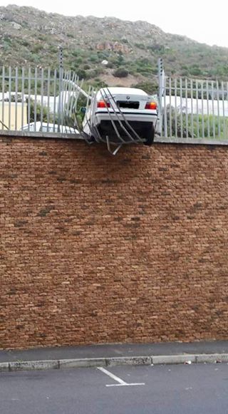 Near fatal reverse of vehicle at Simon's Town Main Road