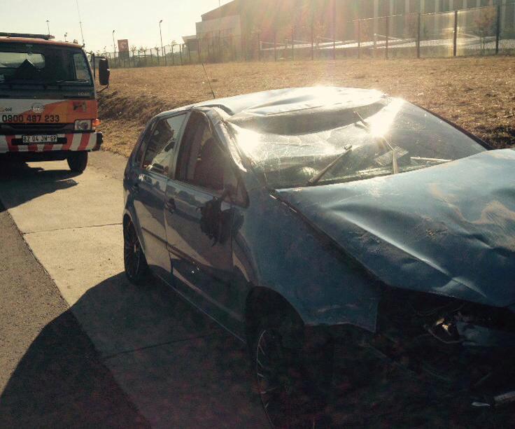 Driver suffers minor injuries in vehicle rollover on the M1 near Woodmead