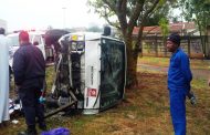 Taxi overturns hitting pedestrians on Berea Road