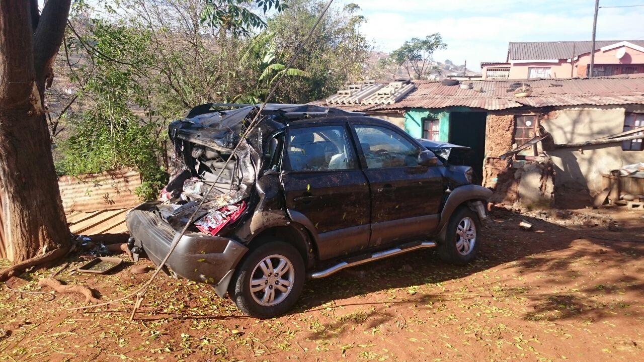 Vehicle crashes into house in Kwapata