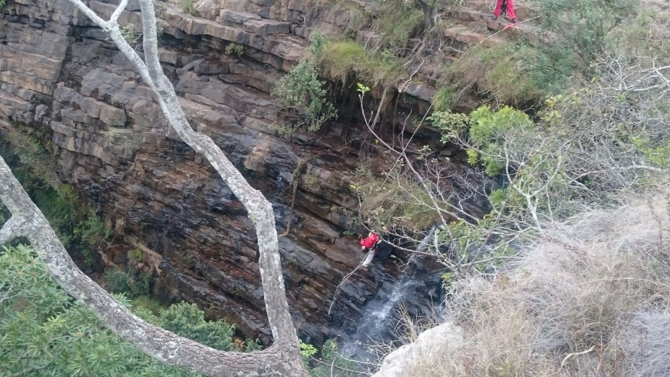 Man rescued from down a cliff in the Montebello area