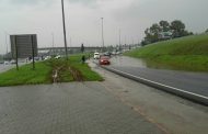 Photos from flooding at Gilloolies Interchange in Gauteng's East Rand