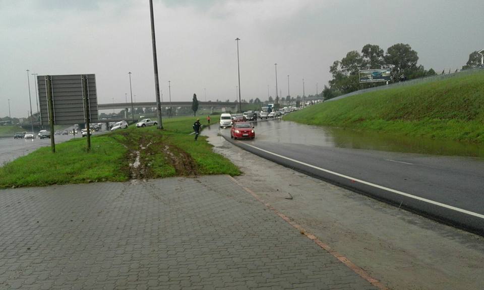 Photos from flooding at Gilloolies Interchange in Gauteng's East Rand