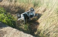 Two toddlers injured when vehicle rolled on N12 in Benoni