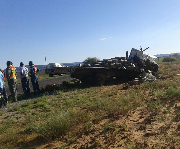 Two men died and two others injured after trucks collided on the N14 near Upington