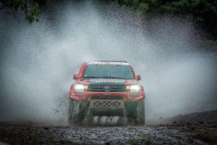 Poulter moves up to 4th overall on Dakar 2016