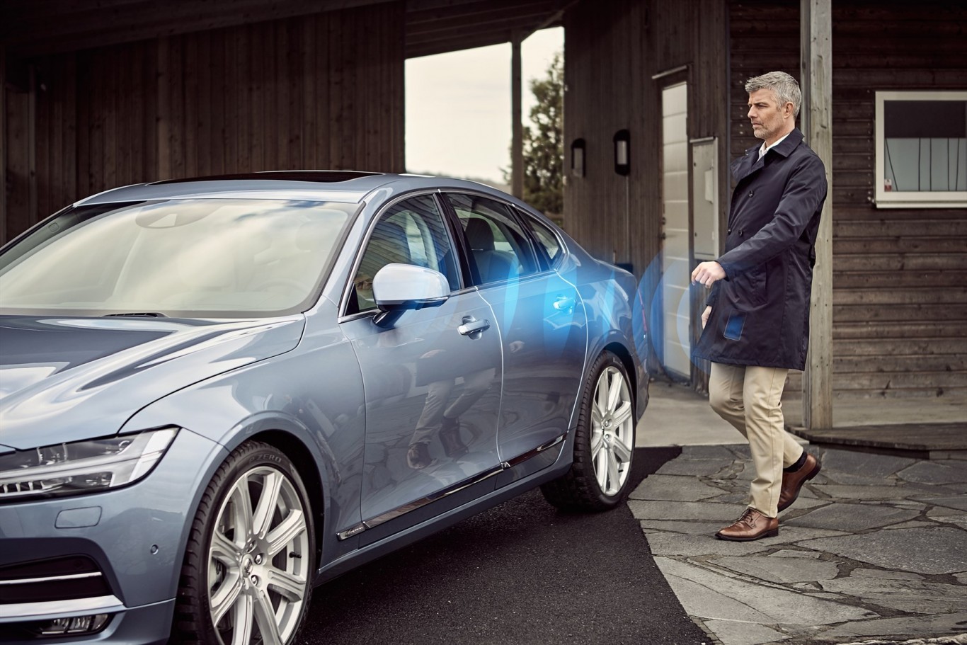 Volvo Cars - the first manufacturer to launch a car without a key