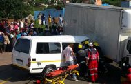 Taxi T-bones truck injuring 14, Hammersdale