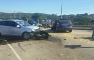 8 Injured in 3 car pile up in intersection in Durban