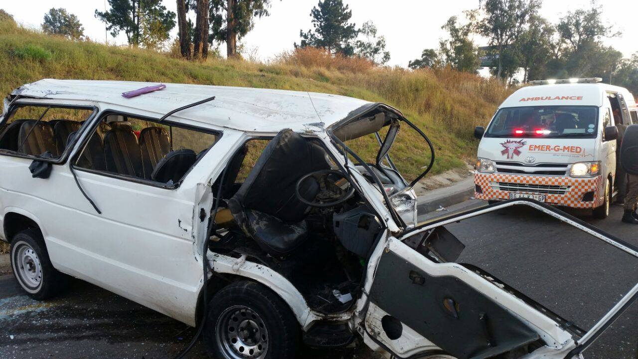 Seven injured in taxi collision in Woodmead