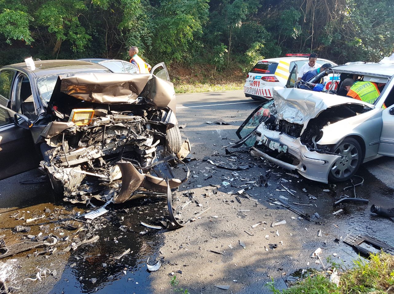 2 Injured in head on crash Umhlanga