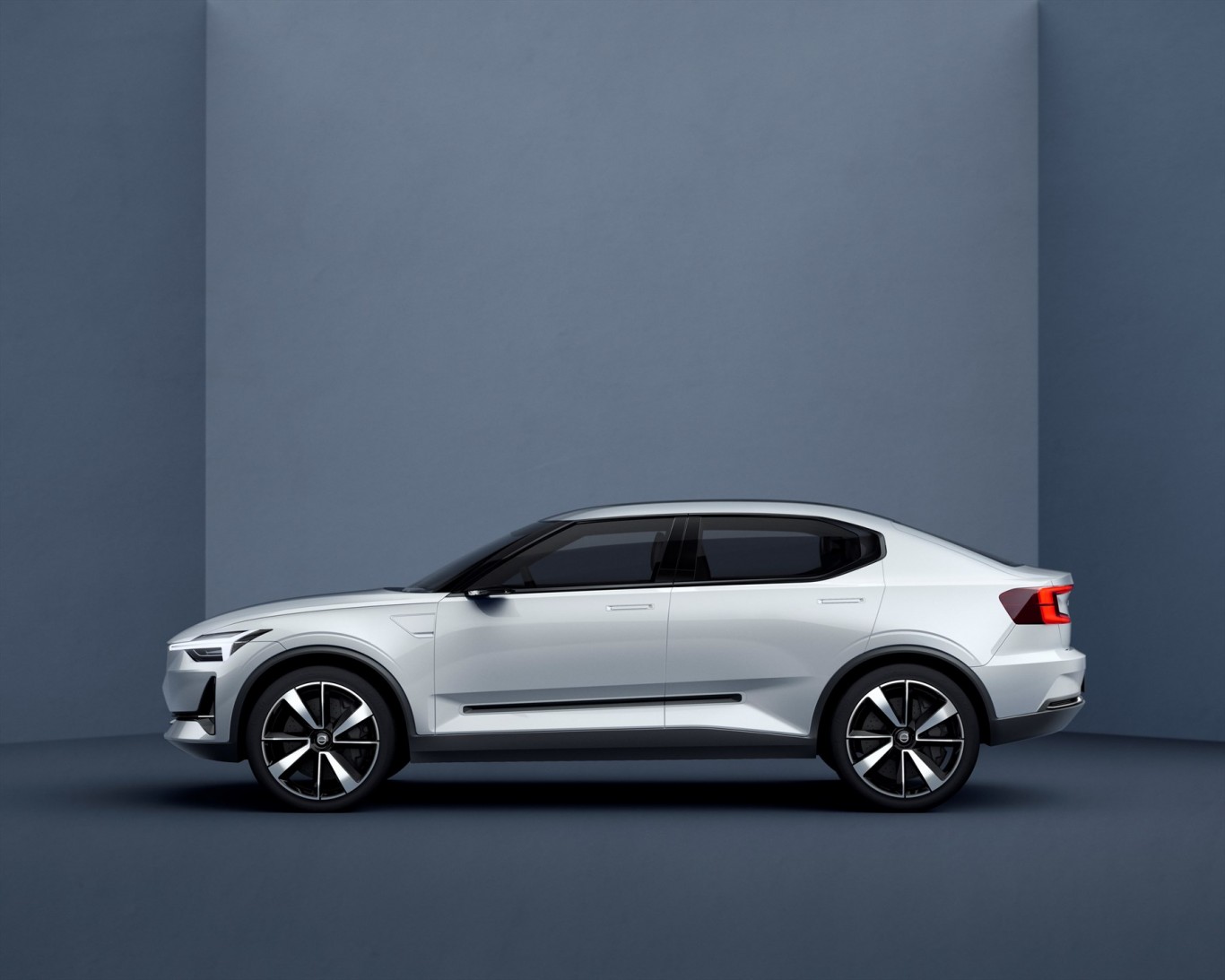 190843_volvo_concept_40_2_profile_1800x1800