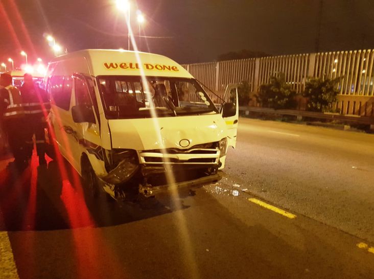 15 Injured in taxi crash on the M4 South near Dahlbridge