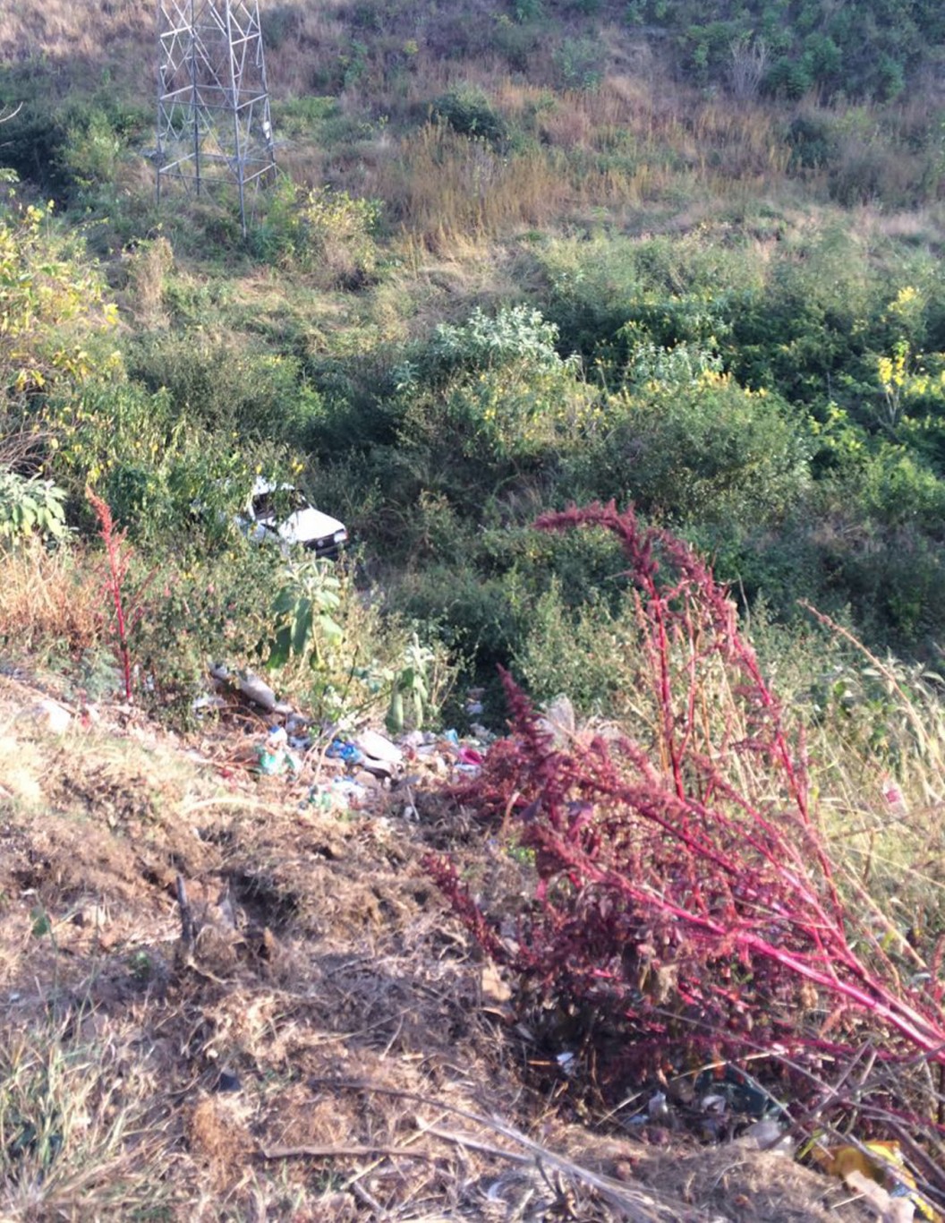 Vehicle found several metres down embankment - two injured, Northdale