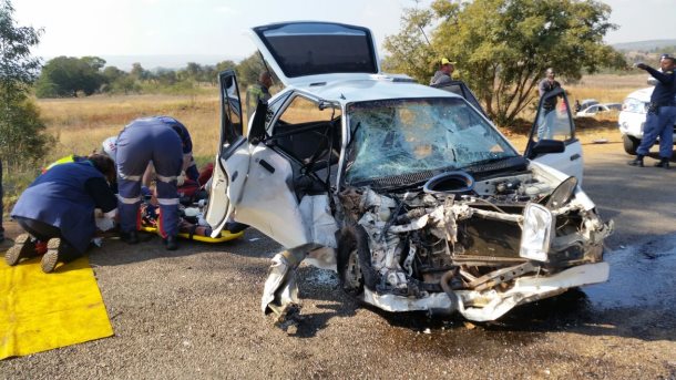 Five people seriously injured after truck rollover on the M6 in Olympus Pretoria