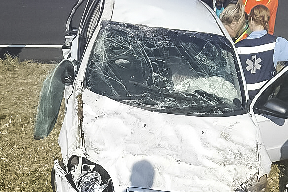 Hibberdene N2 road crash leaves 5 injured