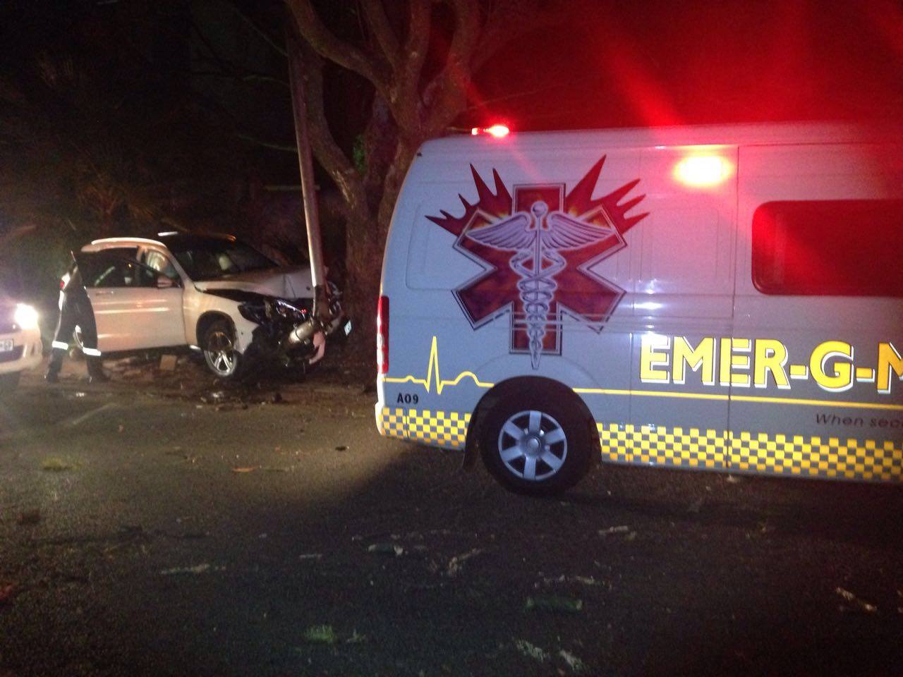 One injured as vehicle crashes into a street light and tree in Melrose