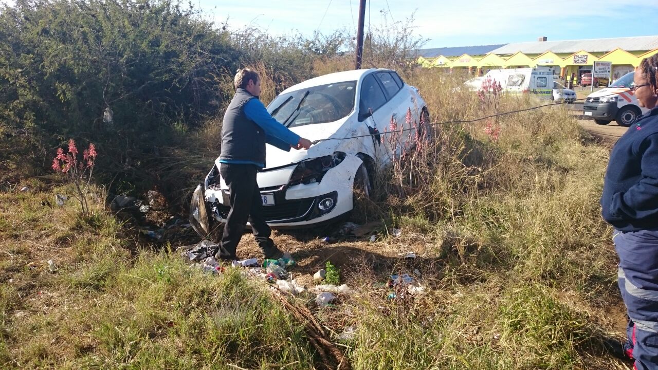 Two injured in rollover on the Old Pretoria Road in Mooinooi near Rustenburg