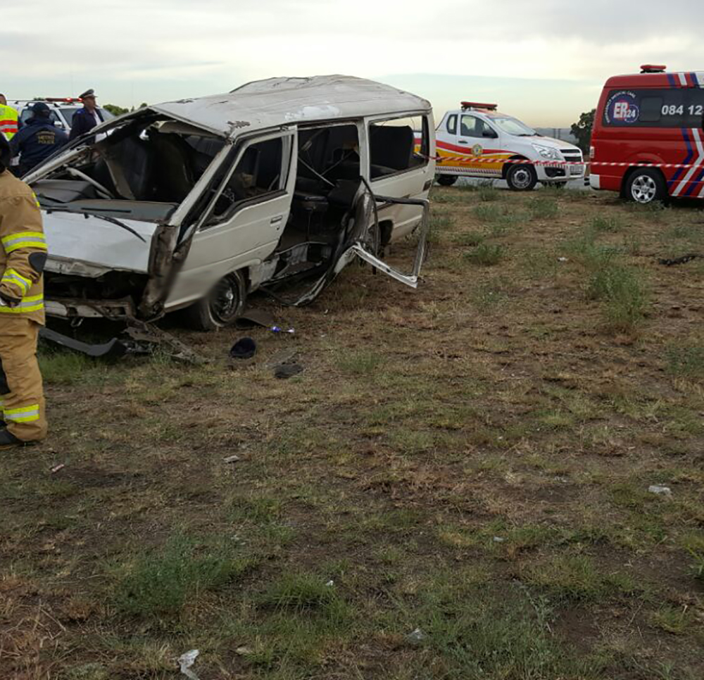 One dead in R59 Michelle Avenue taxi rollover