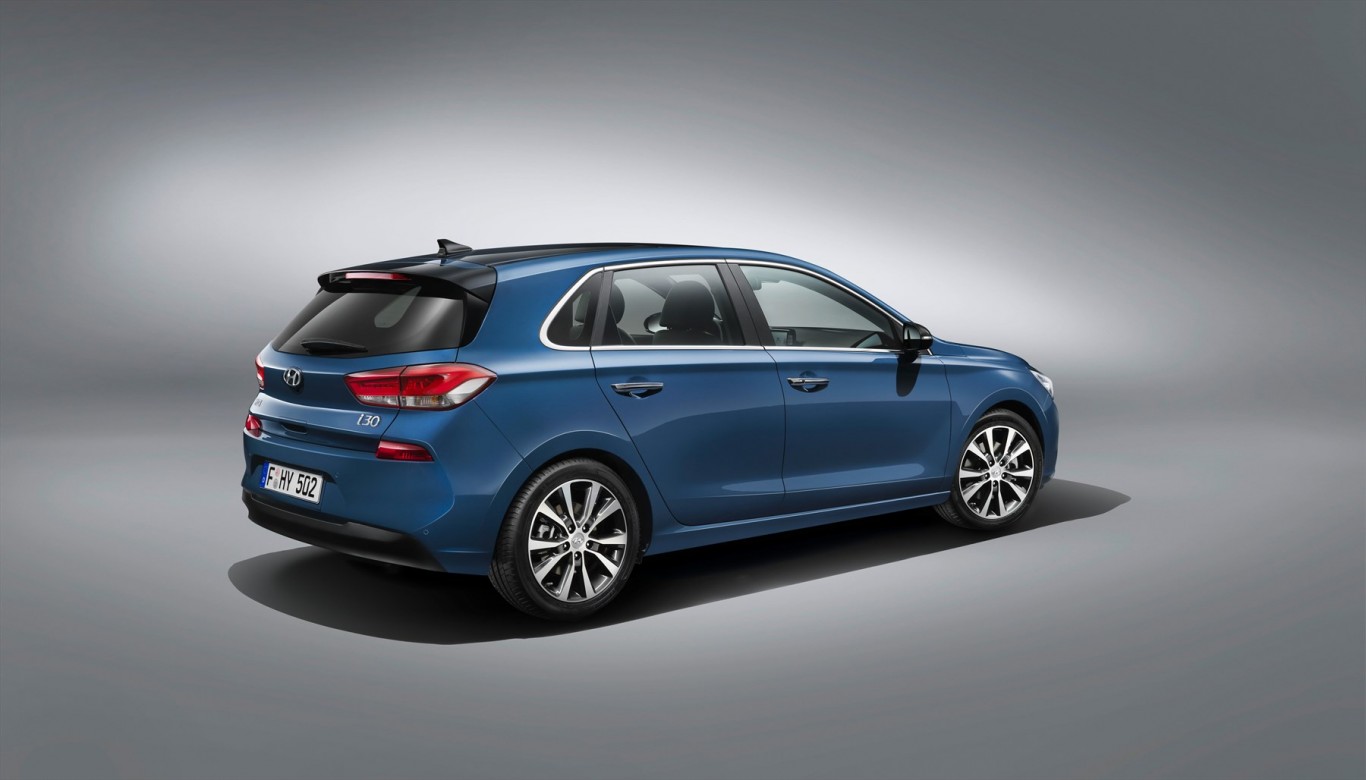 new-generation-hyundai-i30-2_1800x1800