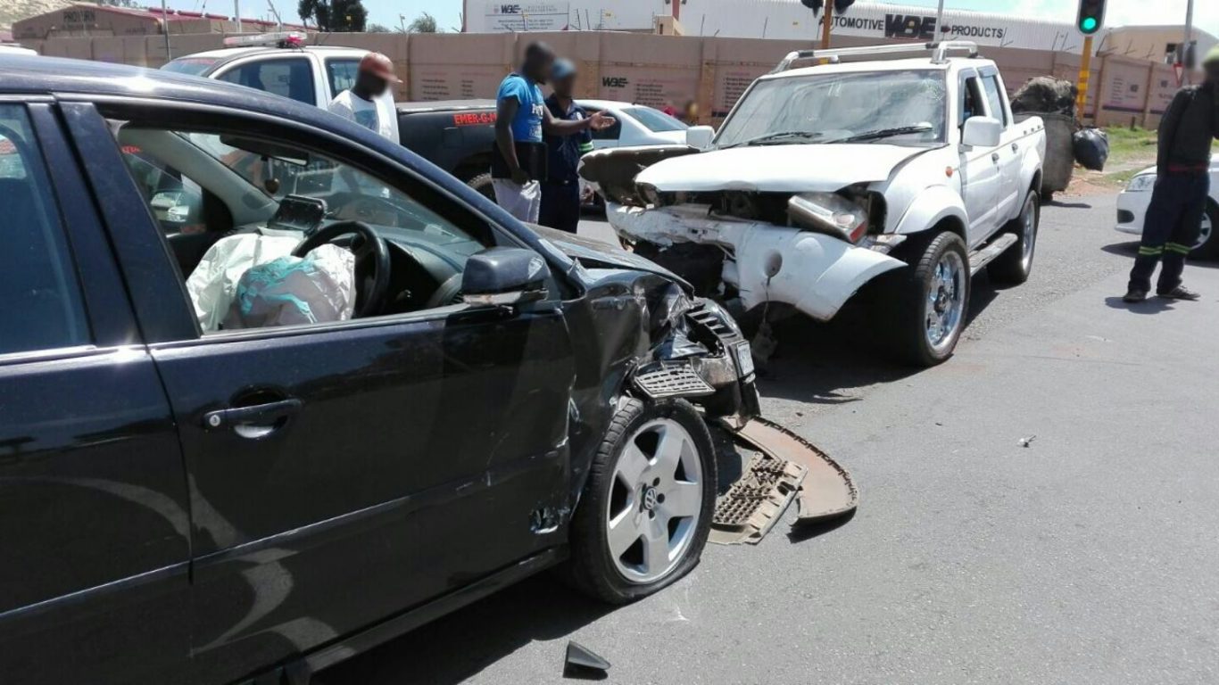 Two children and adult injured in Germiston collision