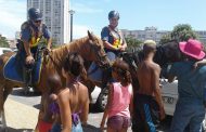 SAPS mounted unit making friends on patrol