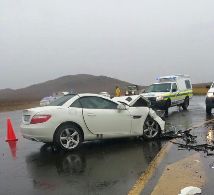 4 Fatalities in head-on collision between Warden and Villiers