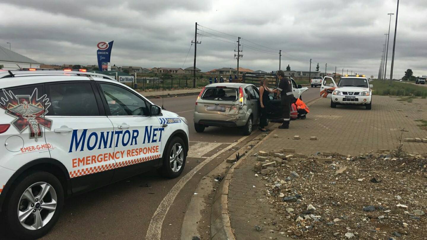 Collision on the R55 and Lochner, Centurion.