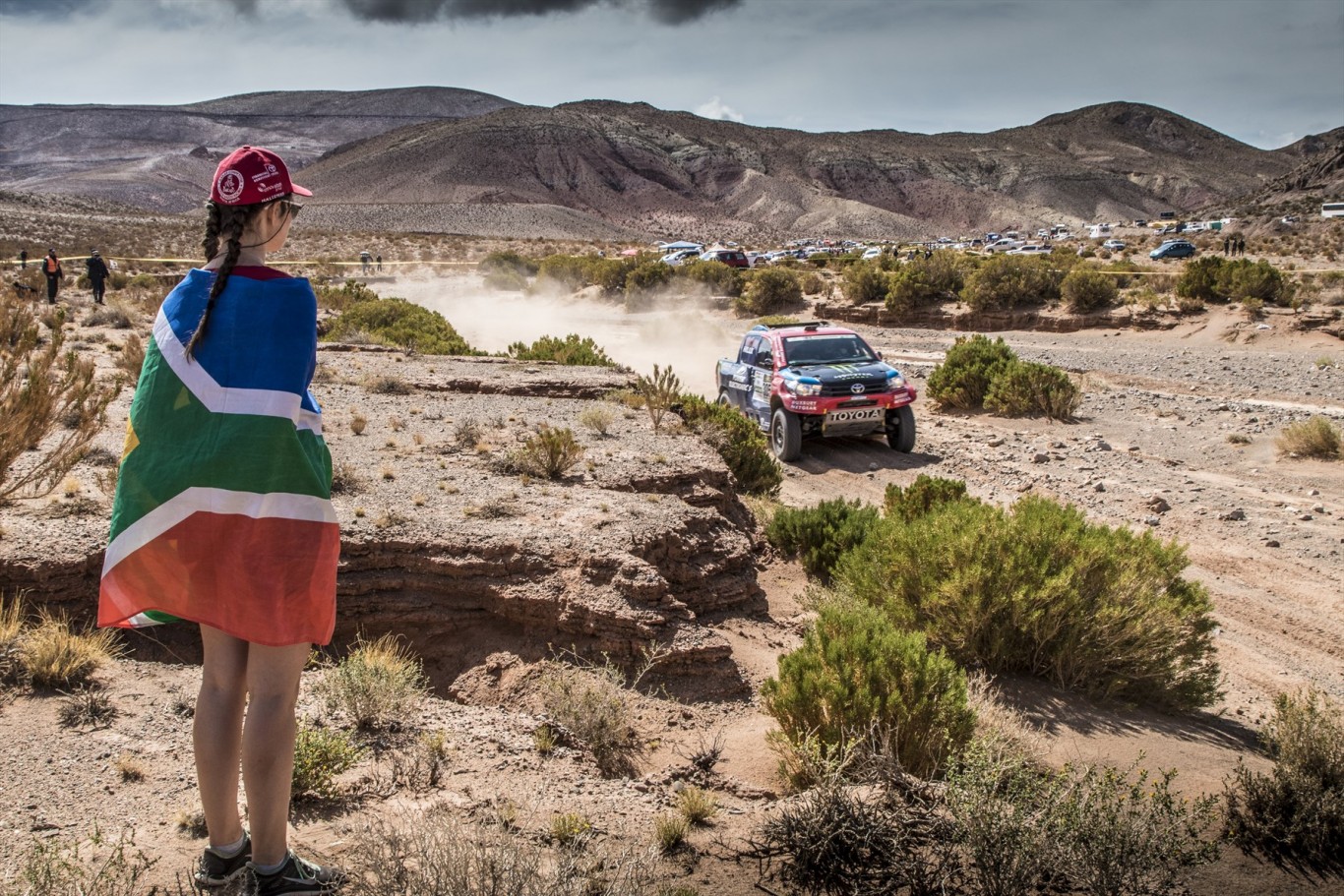 Consolidation on Stage 4 of Dakar 2017 for Toyota Gazoo Racing SA