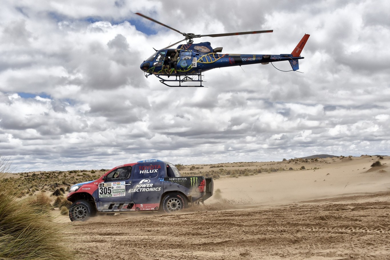 Strong performance by De Villiers and Von Zitzewitz on Stage 7 of Dakar 2017