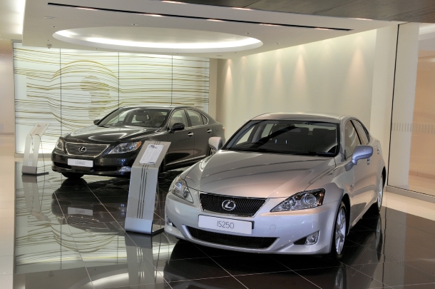 Premium Lexus dealership for Cape Town