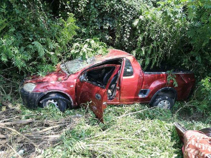 Six people including a child injured after a vehicle overturned near La Lucia Mall, Durban